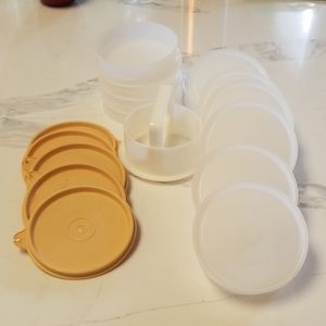 Tupperware stackable hamburger maker
